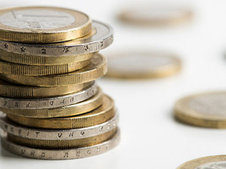 Muenzstapel-137345998-AS-fotogestoeber