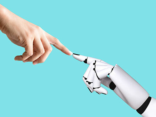 Roboterhand-Menschenhand-274443583-AS-sompong_tom