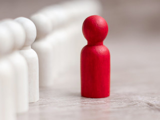 Spielfiguren-303275092-AS-Jo-Panuwat-D