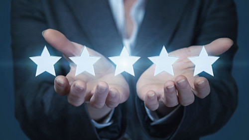 Anzugtraegerin-Sterne-234560955-AS-natali-mis