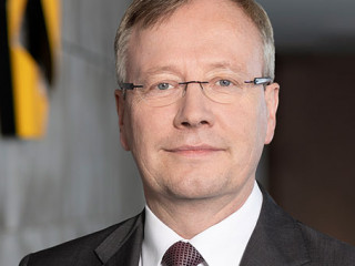 Michael-Mandel-2020-Commerzbank