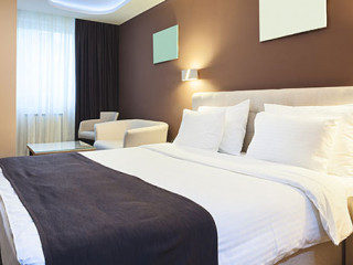 Hotelzimmer-83062064-AS-krsmanovic