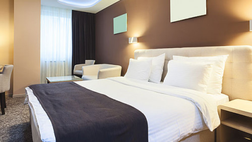 Hotelzimmer-83062064-AS-krsmanovic