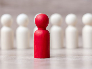 Spielfiguren-291560954-AS-Jo-Panuwat-D