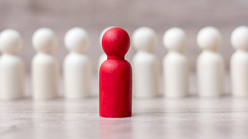 Spielfiguren-291560954-AS-Jo-Panuwat-D