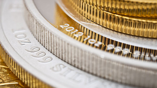 Gold-Silber-173917798-AS-Stockfotos-MG