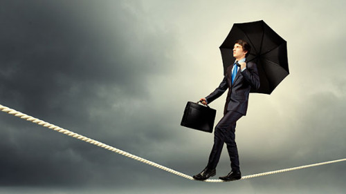 Anzugtraeger-Schirm-Seil-55886943-AS-Sergey-Nivens