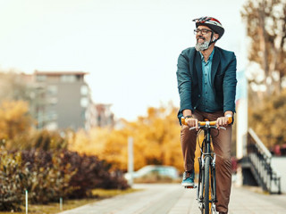 Mann-Fahrrad-297914143-AS-milanmarkovic78