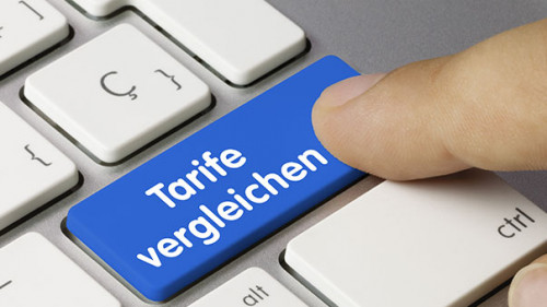 Finger-Taste-Tarife-vergleichen-48863912-AS-momius