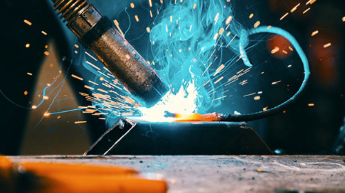 Schweißer-384861851-AS-pinkfloyd-YilmazUslu