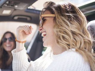 Frauen-Auto-223244320-AS-David-Fuentes