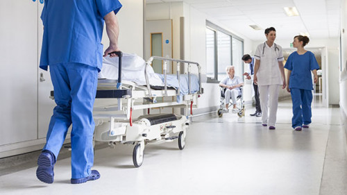 Krankenhaus-54048895-AS-spotmatikphoto