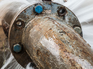 Rohr-undicht-272751807-AS-olando