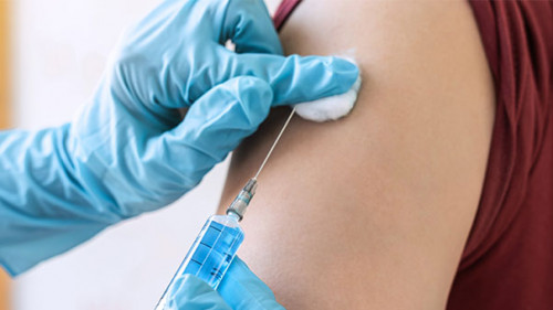 Impfung-329261526-AS-Freedomz