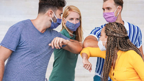 Studenten-Masken-366705588-AS-DisobeyArt