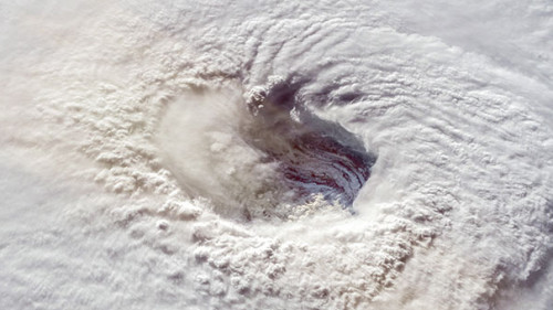 Hurricane-226029308-AS-elen31