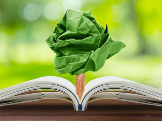 Buch-Baum-182327392-AS-nnudoo