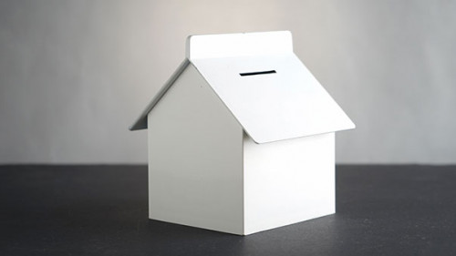 Haus-Spardoese-336423038-AS-acaimoron