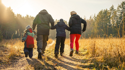 Familie-Wanderung-301624043-AS-avtk