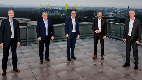 Maklervertrieb-Gruppenfoto-2020-Signal-Iduna