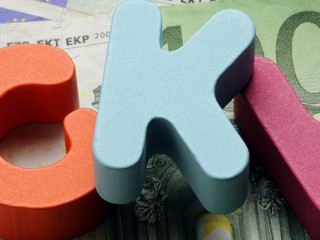 GKV-Geldscheine-127758688-AS-Comugnero-Silvana