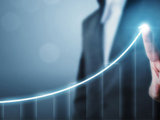 Anzugtraeger-Wachstum-179531844-AS-Monster-Ztudio