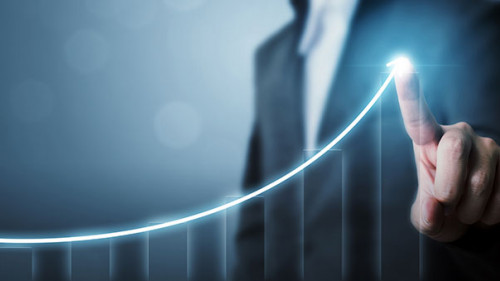 Anzugtraeger-Wachstum-179531844-AS-Monster-Ztudio