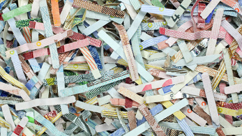 Geldschnipsel-21360212-AS-Foto-Ruhrgebiet