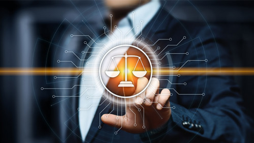 Anzugtraeger-Waage-194720086-AS-Sikov