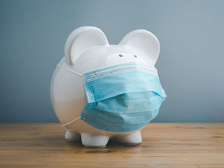 Sparschwein-Maske-391158409-AS-Looker-Studio