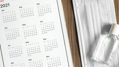 Kalender-Maske-384337080-AS-Ksenia