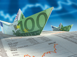 Euro-Schiffchen-Boerse-54669668-AS-peterschreiber-media