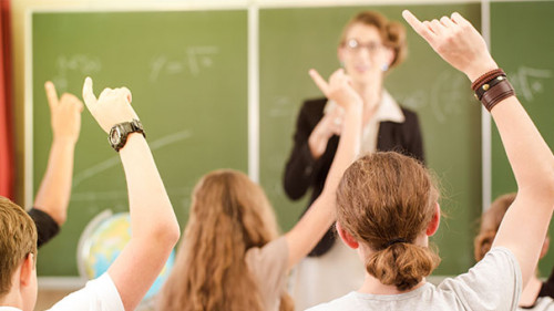 Schulklasse-152766412-AS-Kzenon