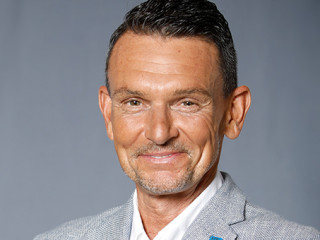 Lars-Georg-Volkmann-2021-Defino