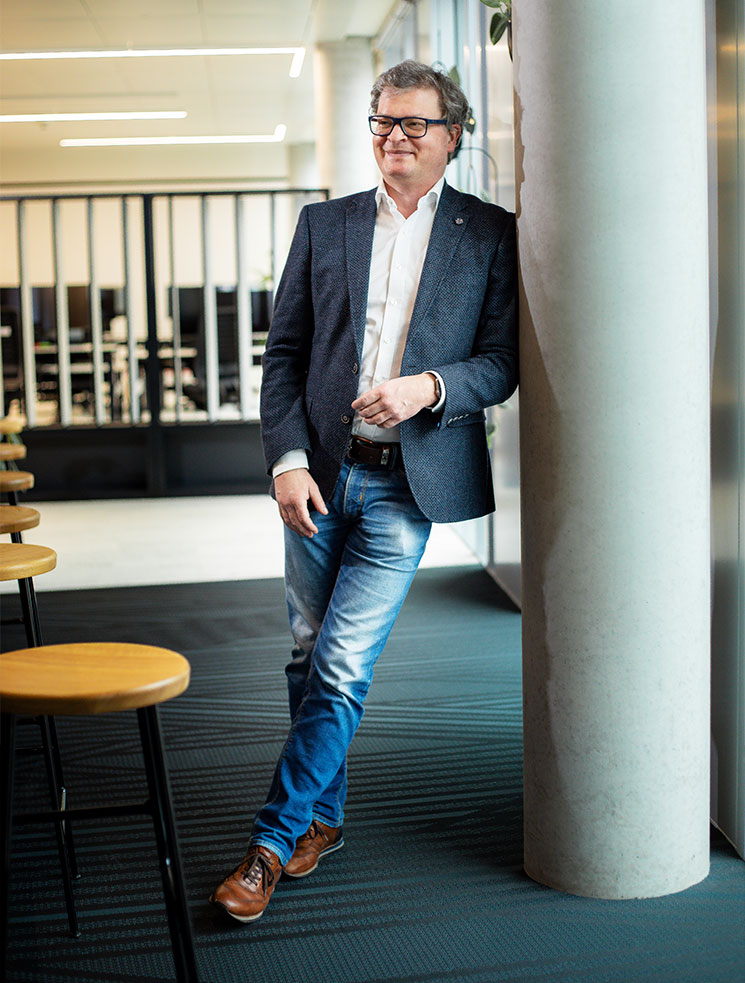 Matthias-Hansen-2-2021-Smart-InsurTech