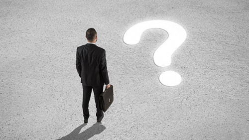 Anzugtraeger-Fragezeichen-210723406-AS-Sondem