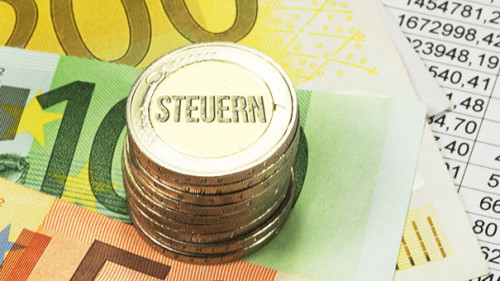 Geld-Steuern-254815776-AS-studio-v-zwoelf