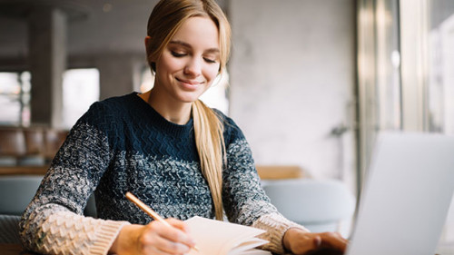 Studentin-223875330-AS-Oleksii