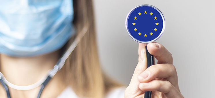 Aerztin-Stethoskop-Europa-318394369-AS-Alex
