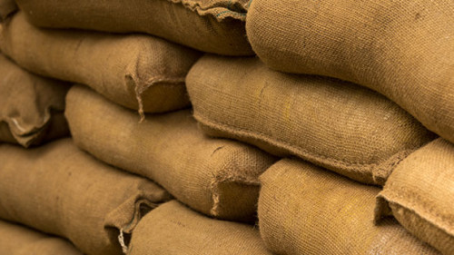 Sandsaecke-181492962-AS-Awe-Inspiring-Images