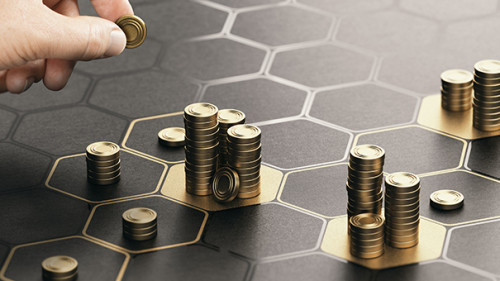 Hand-Muenzen-Strategie-390044761-AS-Olivier-Le-Moal