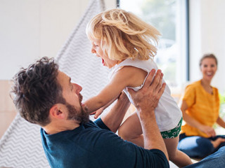 Happy-Family-314019409-AS-Halfpoint