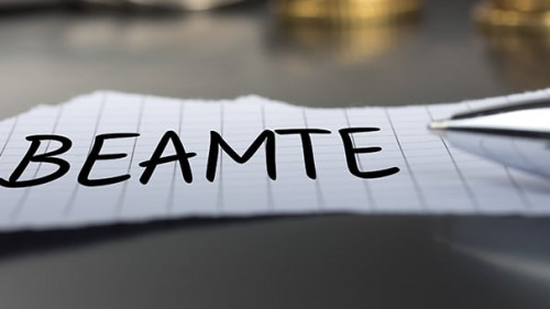 Beamte-246155020-AS-Eigens