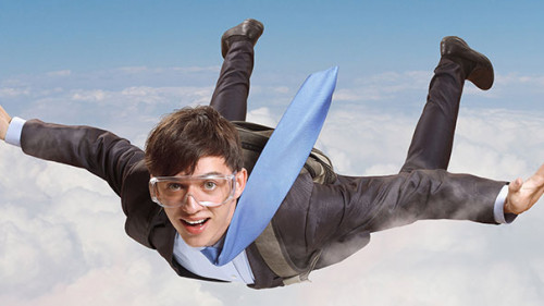 Anzugtraeger-Skydiving-110417534-AS-Sergey-Nivens