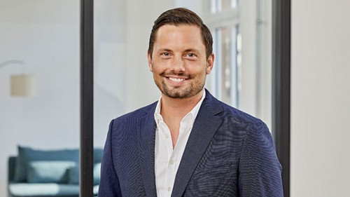 Stephan-Heller-2021-FinCompare