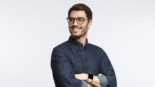 Mann-selbstsicher-285983137-AS-Damir-Khabirov