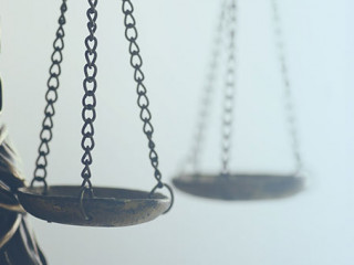 Waage-147187259-AS-Paul