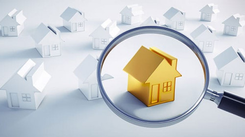 Haeuser-Lupe-136814656-AS-peterschreiber-media