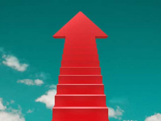 Treppe-Pfeil-304915068-AS-Lunatictm