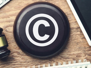 Hammer-Copyright-279078466-AS-andranik123